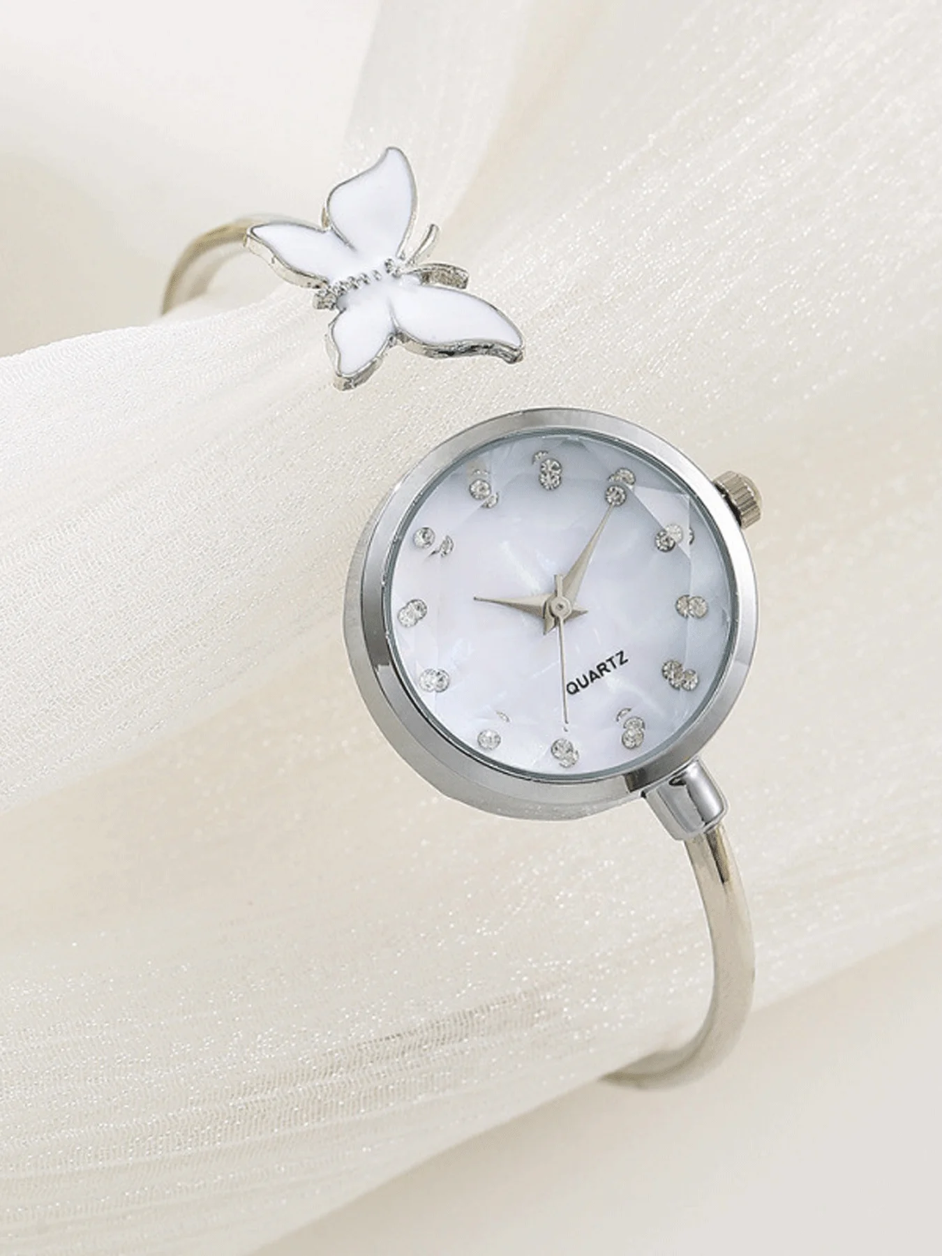 Beimu face bracelet butterfly  - High Jewelry Watches recensie en prijs