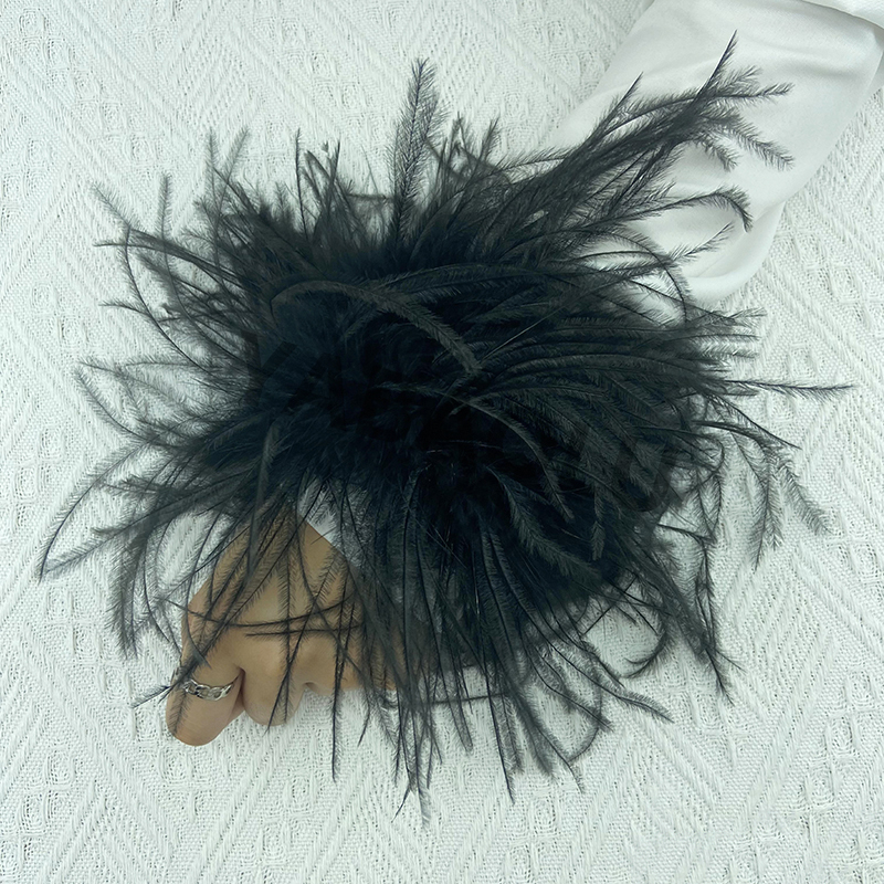 Natural Ostrich Feather Wrist  - Cuff Bangle Bracelet recensie en prijs