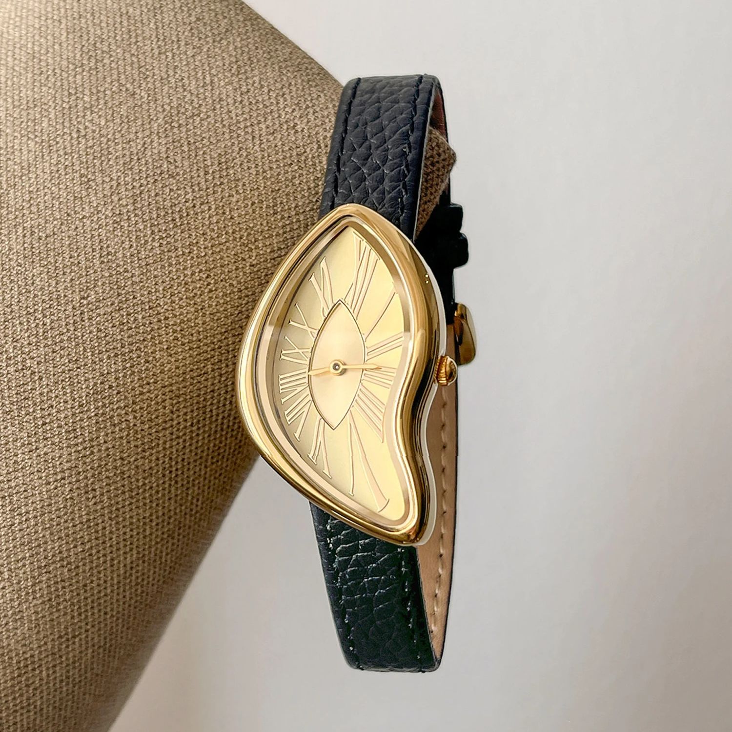 High end Retro Creative Watch  - High Jewelry Watches recensie en prijs