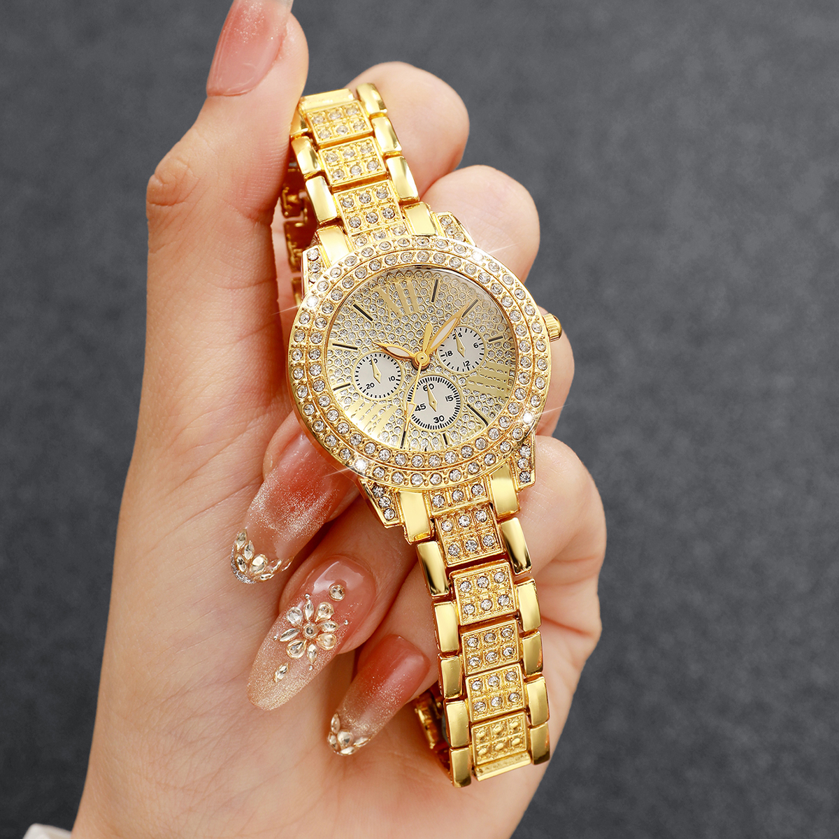 Fashion Decorative Three-eyes  - Jewelry Diamond Watches recensie en prijs