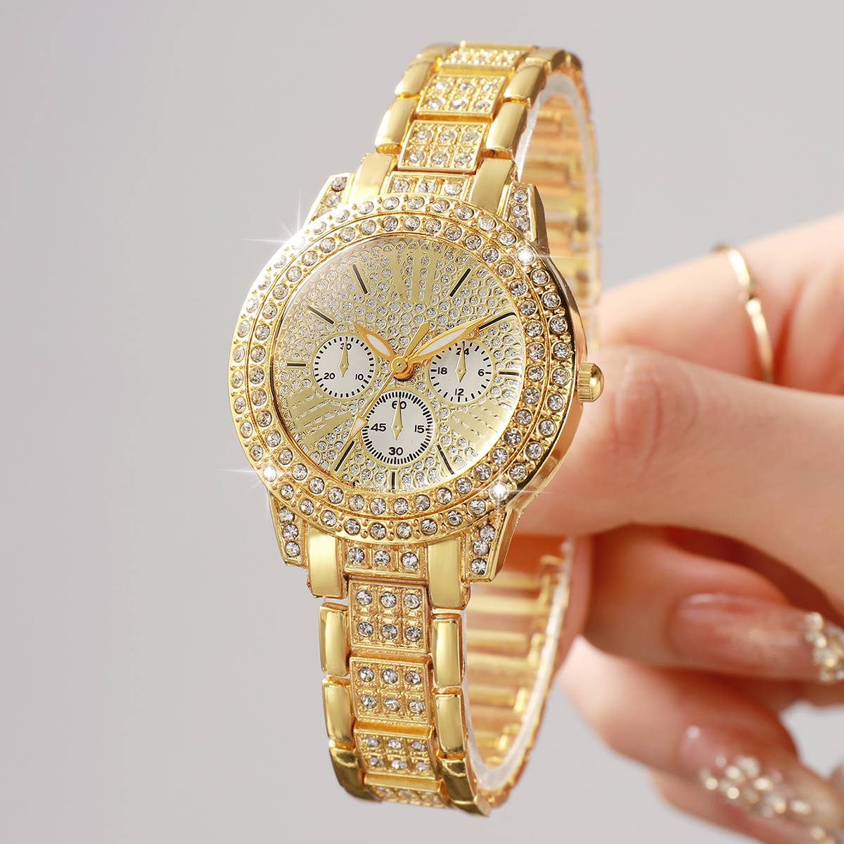 Fashion Decorative Three-eyes  - Jewelry Diamond Watches recensie en prijs