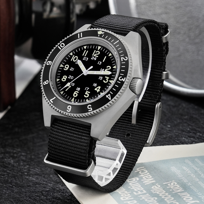 Watchdives WD1972 Quartz Watch - Jewellery Watches recensie en prijs