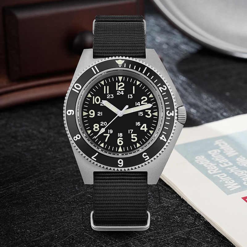 Watchdives WD1972 Quartz Watch - Jewellery Watches recensie en prijs